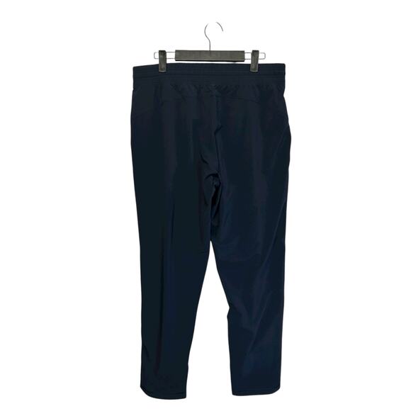 GapFit Recycled Runaround Joggers NWT Women's Sz M True Indigo Minimalist Sporty - Picture 2 of 8